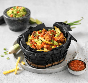 Louisiana Loaded Fries mit plant-based Paprika Chunks